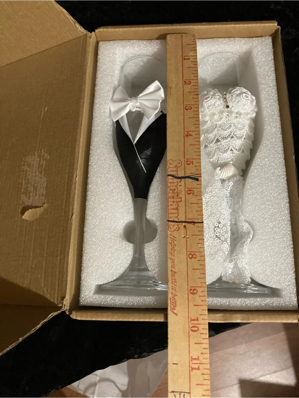 Elegant Bride and Groom Toasting Flutes - White and Black Wedding Glasses